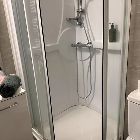 Appartement Le Cocon Du Mont - T2 Neuf Centre Pontorson